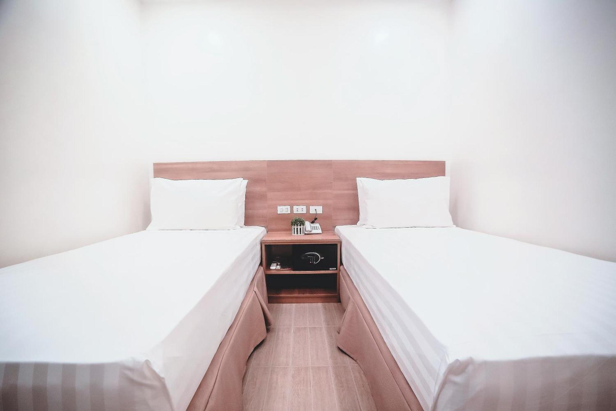 Trip Inn Near Airport Or City Center Legazpi Kültér fotó